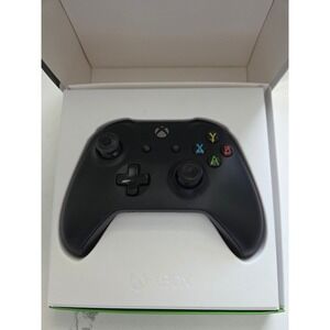 Microsoft Xbox One Wireless Controller Model 1708 Carbon Black Bluetooth Windows